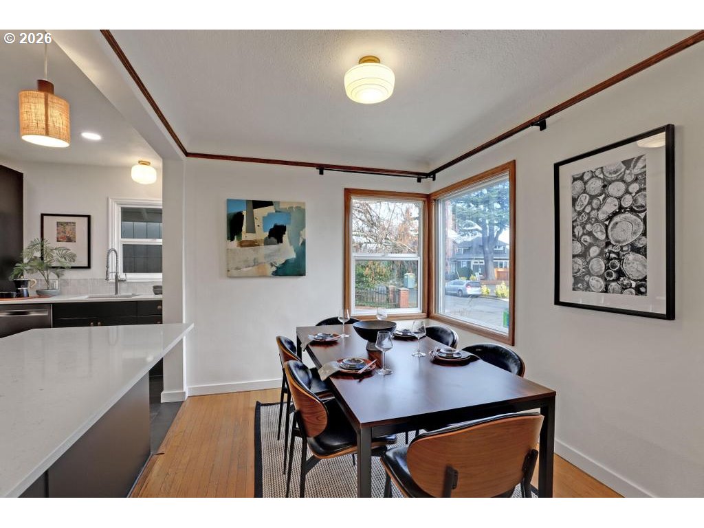 6315 North Curtis Avenue Portland, OR 97217 - Photo 6 of 46 Dining Room