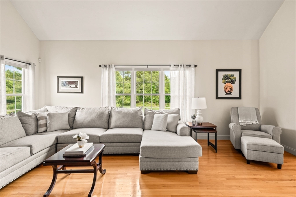 75 Country Way, Unit 75 Dartmouth, MA 02748 - Photo 11 of 41