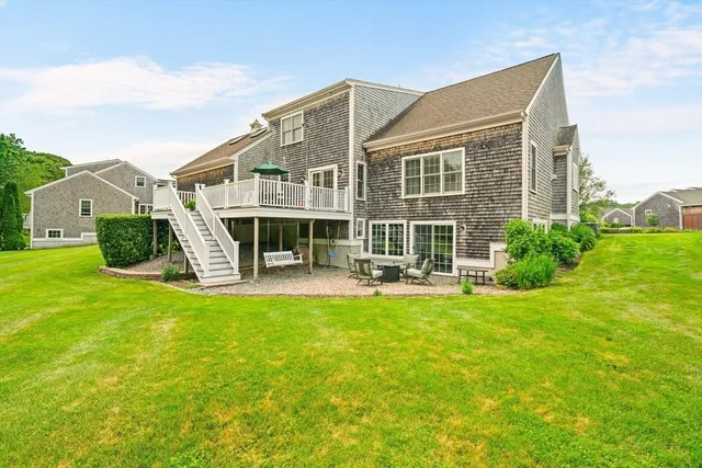 $895,000 | 75 Country Way, Unit 75, Dartmouth, MA 02748