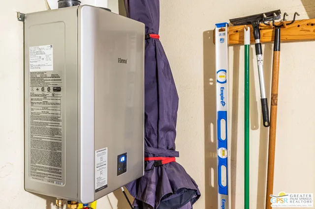 a view of a house with outdoor space