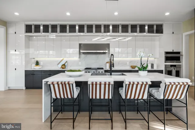 $2,999,999 | 1573 Westmoreland Street, McLean, VA 22101