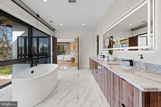 $2,999,999 | 1573 Westmoreland Street, McLean, VA 22101