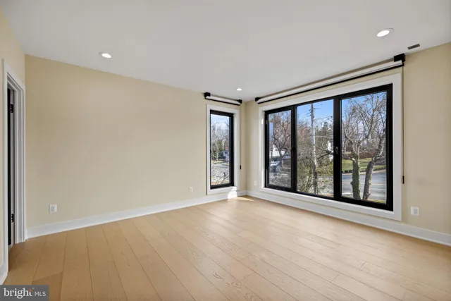 $2,999,999 | 1573 Westmoreland Street, McLean, VA 22101