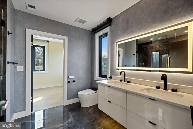 $2,999,999 | 1573 Westmoreland Street, McLean, VA 22101