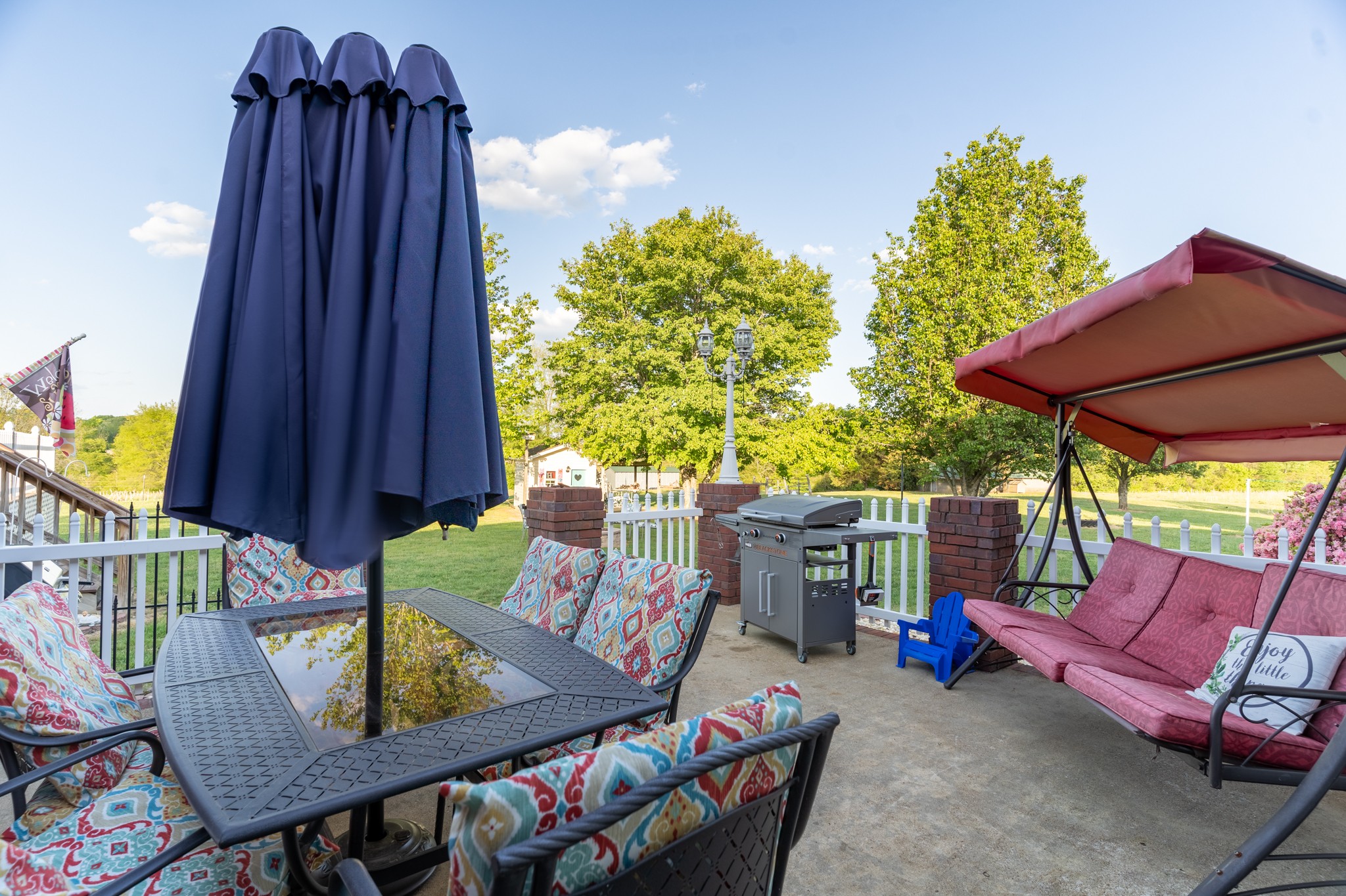 17 Marks Branch Road Leoma, TN 38468 - Photo 14 of 50 a view of a chairs and table in the patio