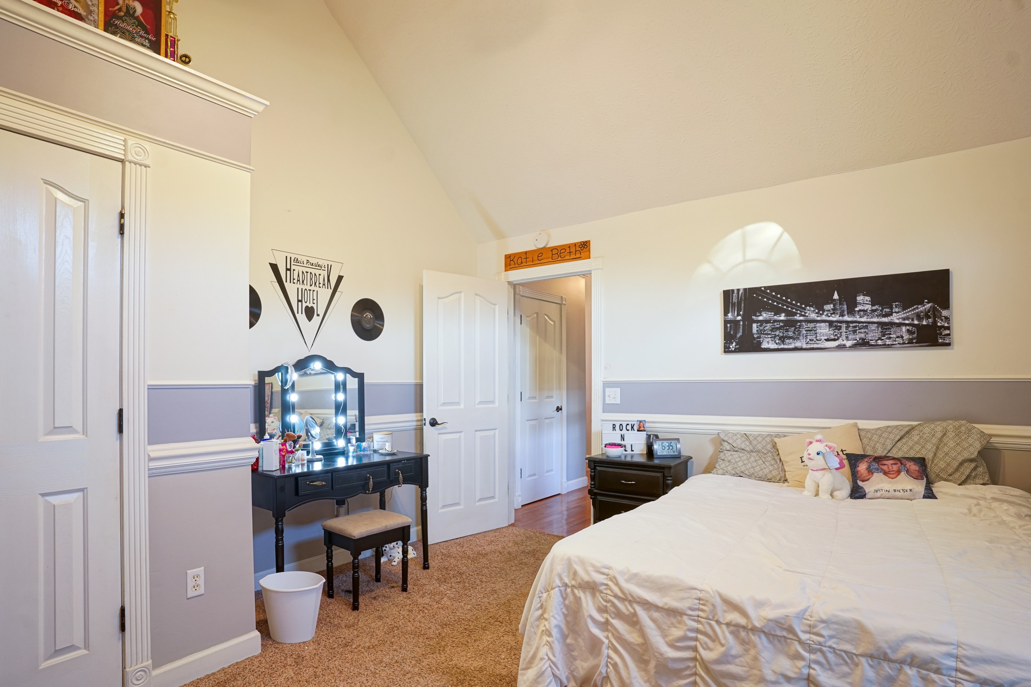 17 Marks Branch Road Leoma, TN 38468 - Photo 42 of 50 a bedroom with a bed and a table in it