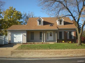 631 Sappington Barracks Road St. Louis, MO 63125 - Photo 1 of 1