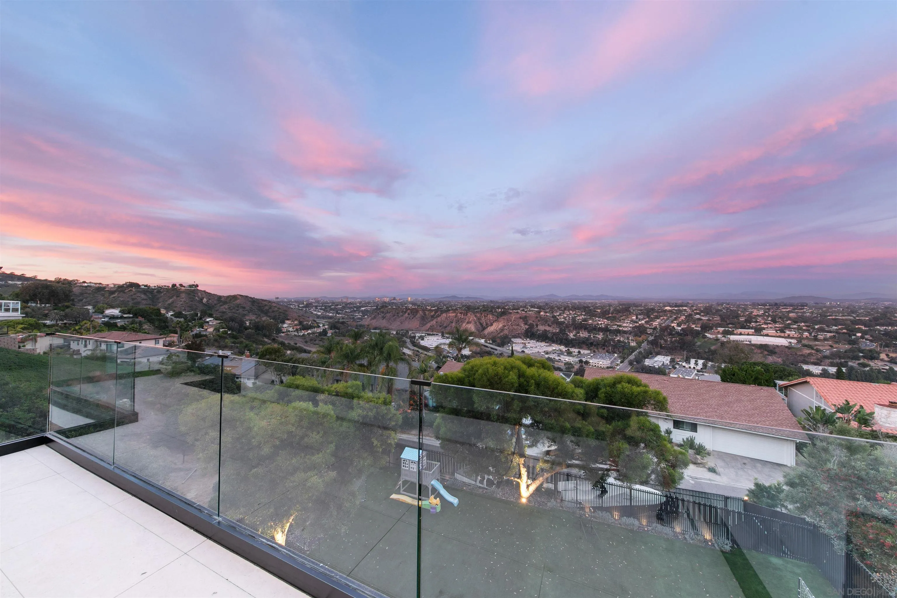 5675 Soledad Mountain Road La Jolla, CA 92037 - Photo 14 of 74