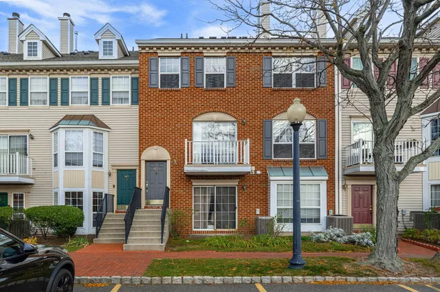 $2,850 | 144 Cherry Street, Jersey City, NJ 07305