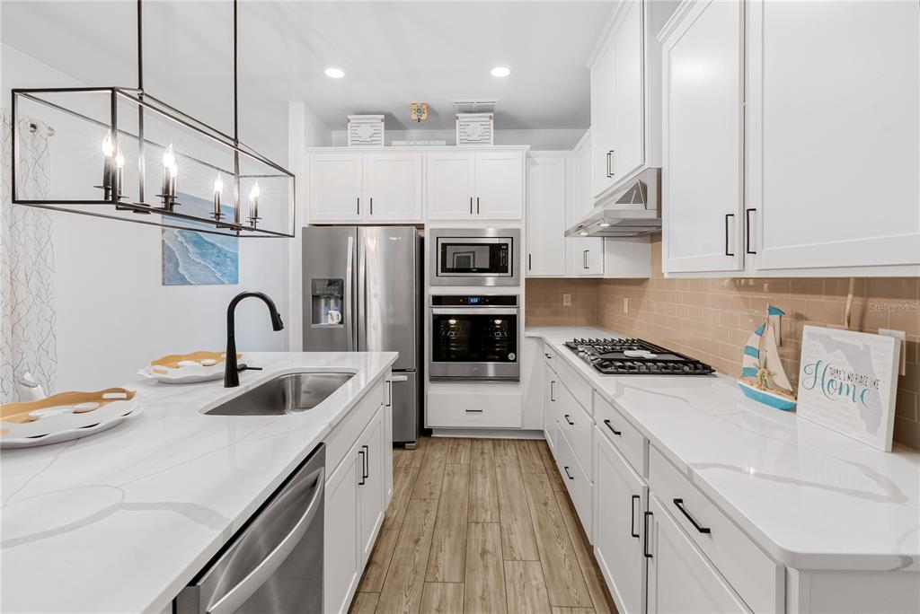 1350 Greenfield Loop Kissimmee, FL 34747 - Photo 7 of 22