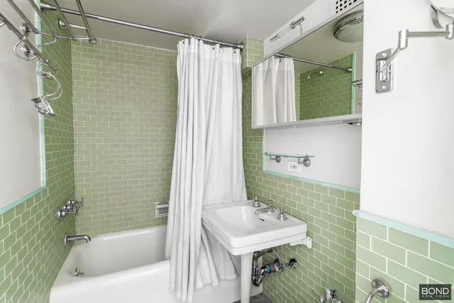 $315,000 | 25 Tudor City Place, Unit 615 | Murray Hill