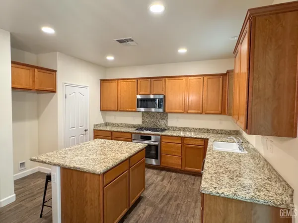 $412,500 | Undisclosed Address, Bakersfield, CA 93311