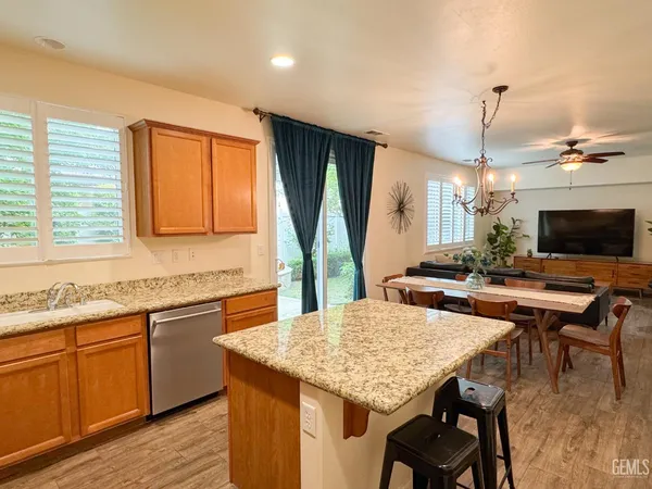 $412,500 | Undisclosed Address, Bakersfield, CA 93311