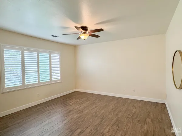 $412,500 | Undisclosed Address, Bakersfield, CA 93311
