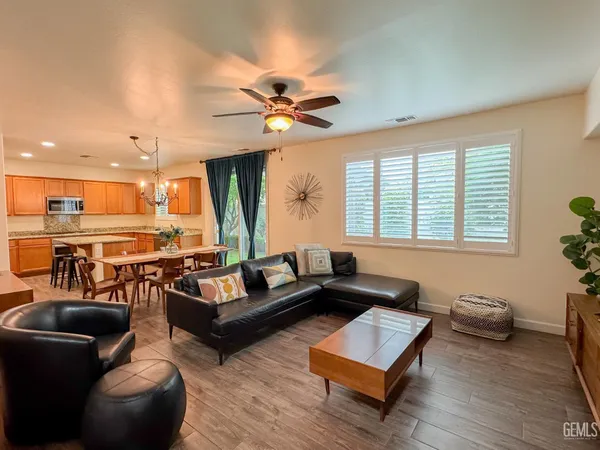 $412,500 | Undisclosed Address, Bakersfield, CA 93311