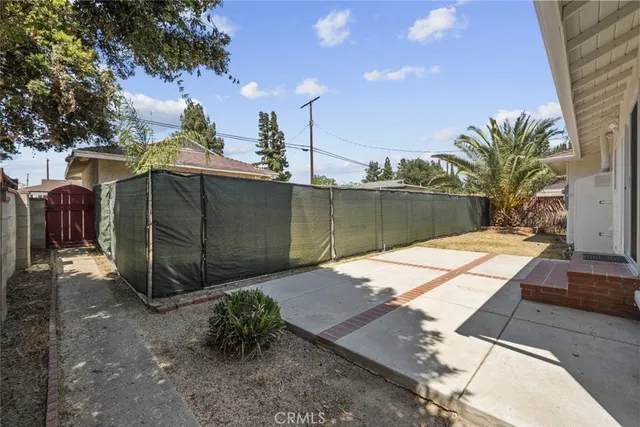 $3,700 | 16049 Tuba Street, North Hills, CA 91343