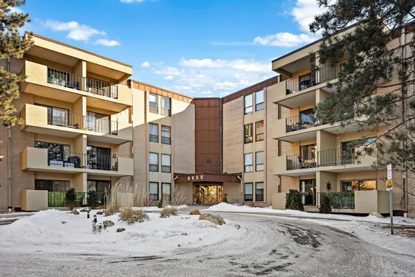 $135,000 | 6650 Vernon Avenue South, Unit 116, Edina, MN 55436