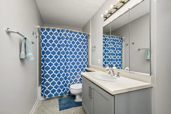 $135,000 | 6650 Vernon Avenue South, Unit 116, Edina, MN 55436