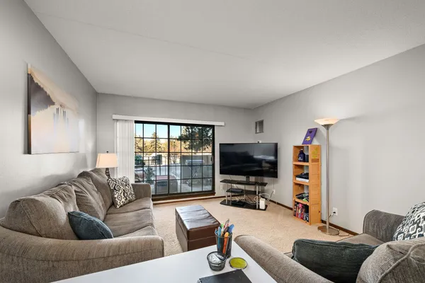 $135,000 | 6650 Vernon Avenue South, Unit 116, Edina, MN 55436