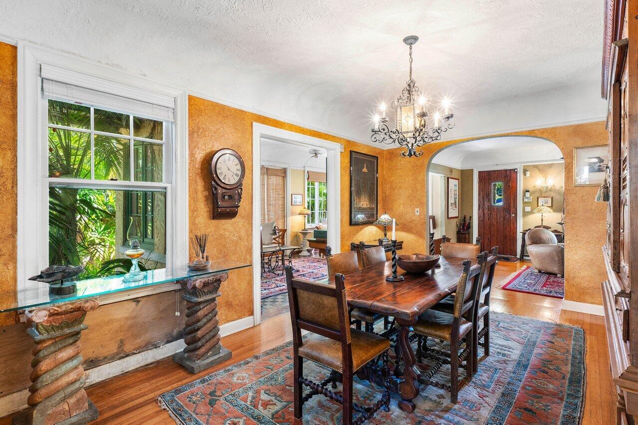 739 Sunset Road West Palm Beach, FL 33401 - Photo 12 of 57 017-739SunsetRoad-WestPalmBeach-FL-33401