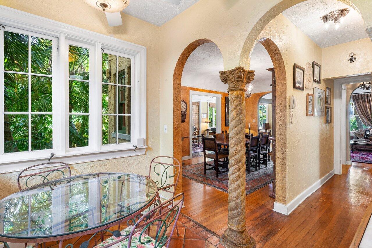 739 Sunset Road West Palm Beach, FL 33401 - Photo 16 of 57 019-739SunsetRoad-WestPalmBeach-FL-33401