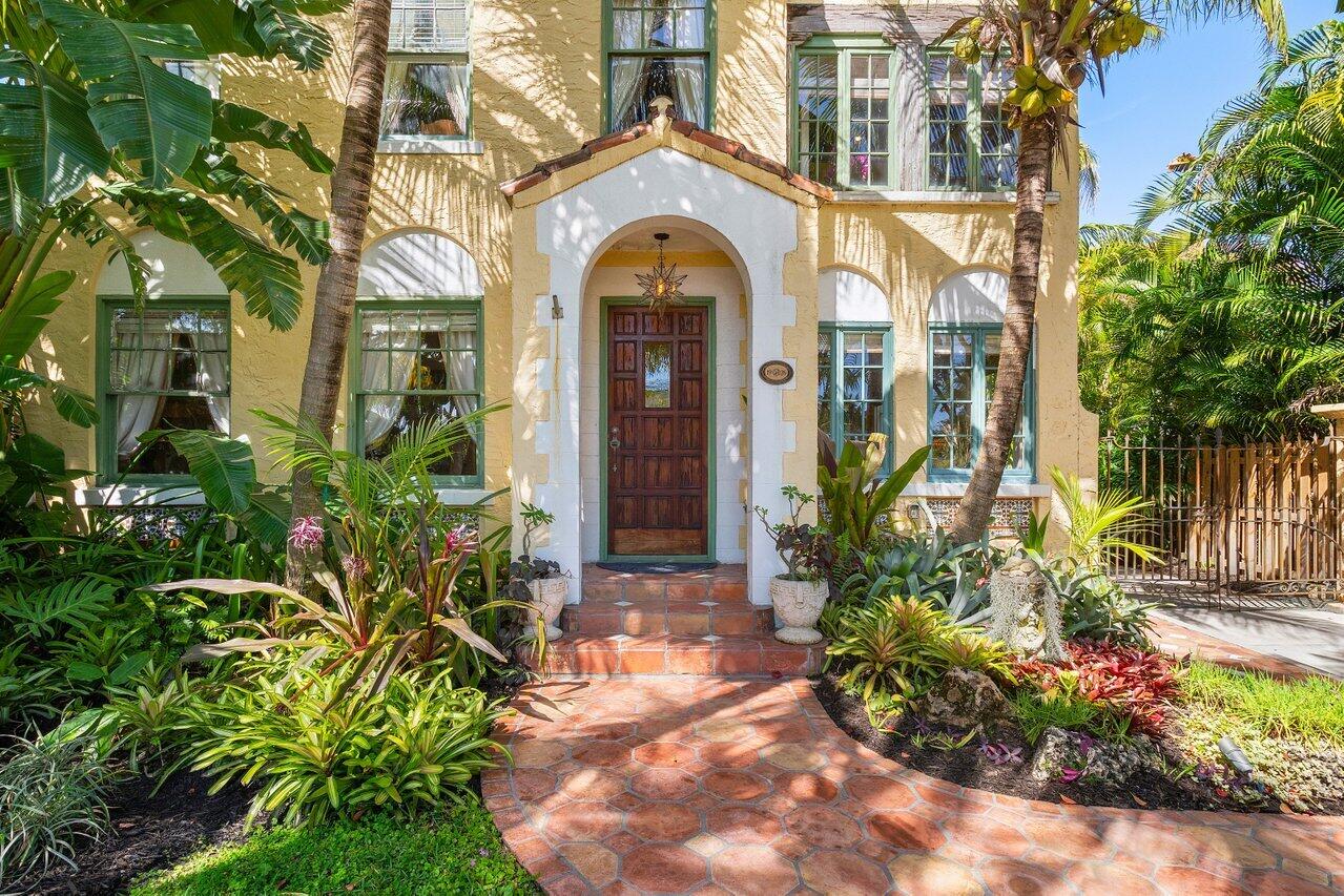 739 Sunset Road West Palm Beach, FL 33401 - Photo 2 of 57 005-739SunsetRoad-WestPalmBeach-FL-33401