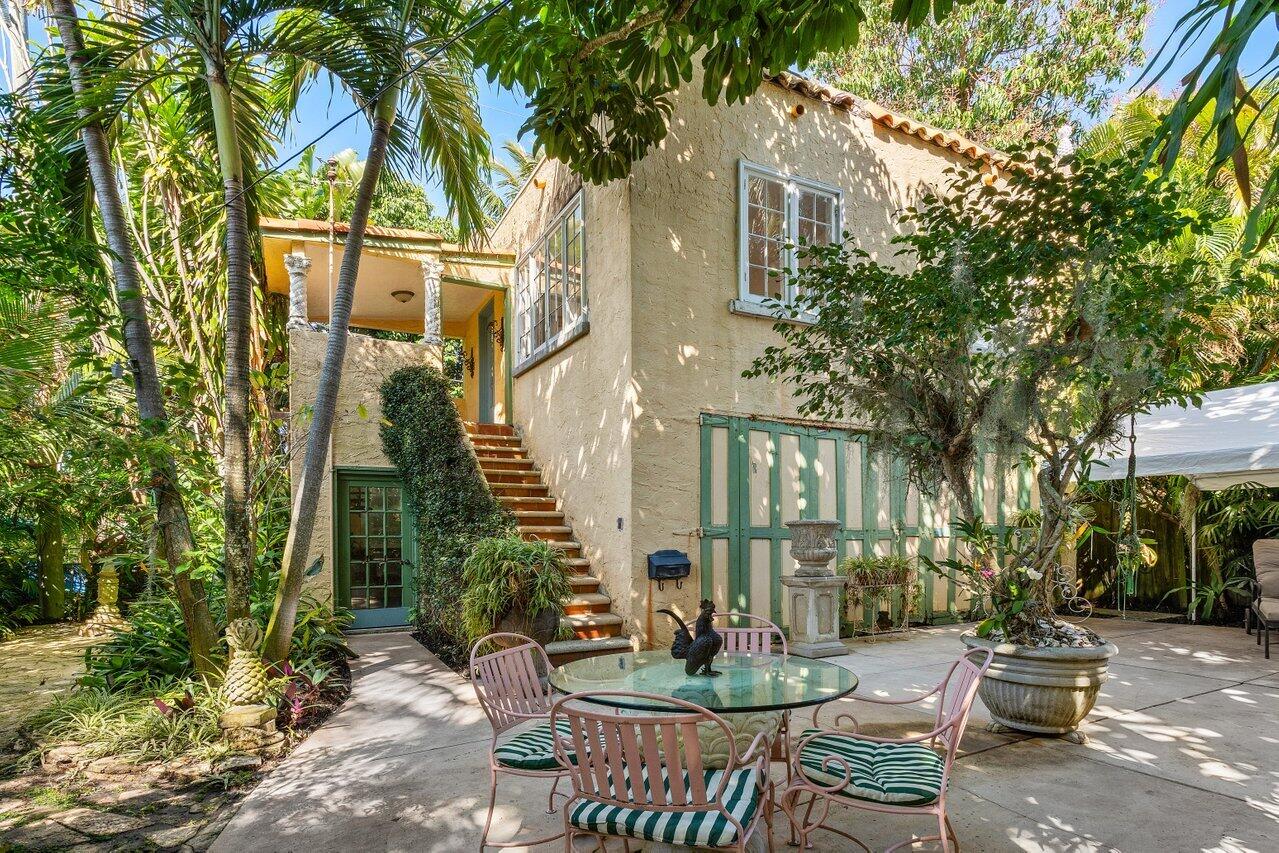 739 Sunset Road West Palm Beach, FL 33401 - Photo 33 of 57 052-739SunsetRoad-WestPalmBeach-FL-33401