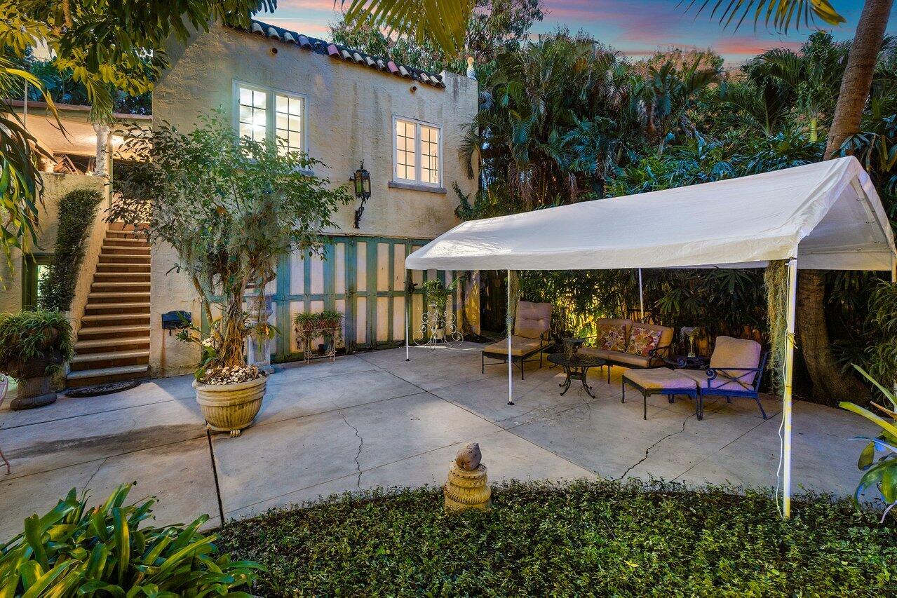 739 Sunset Road West Palm Beach, FL 33401 - Photo 46 of 57 084-739SunsetRoad-WestPalmBeach-FL-33401