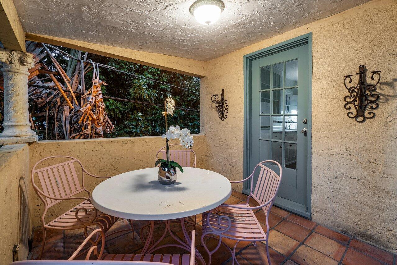 739 Sunset Road West Palm Beach, FL 33401 - Photo 48 of 57 077-739SunsetRoad-WestPalmBeach-FL-33401