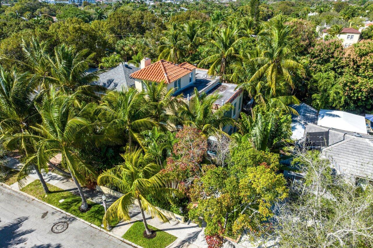 739 Sunset Road West Palm Beach, FL 33401 - Photo 56 of 57 057-739SunsetRoad-WestPalmBeach-FL-33401