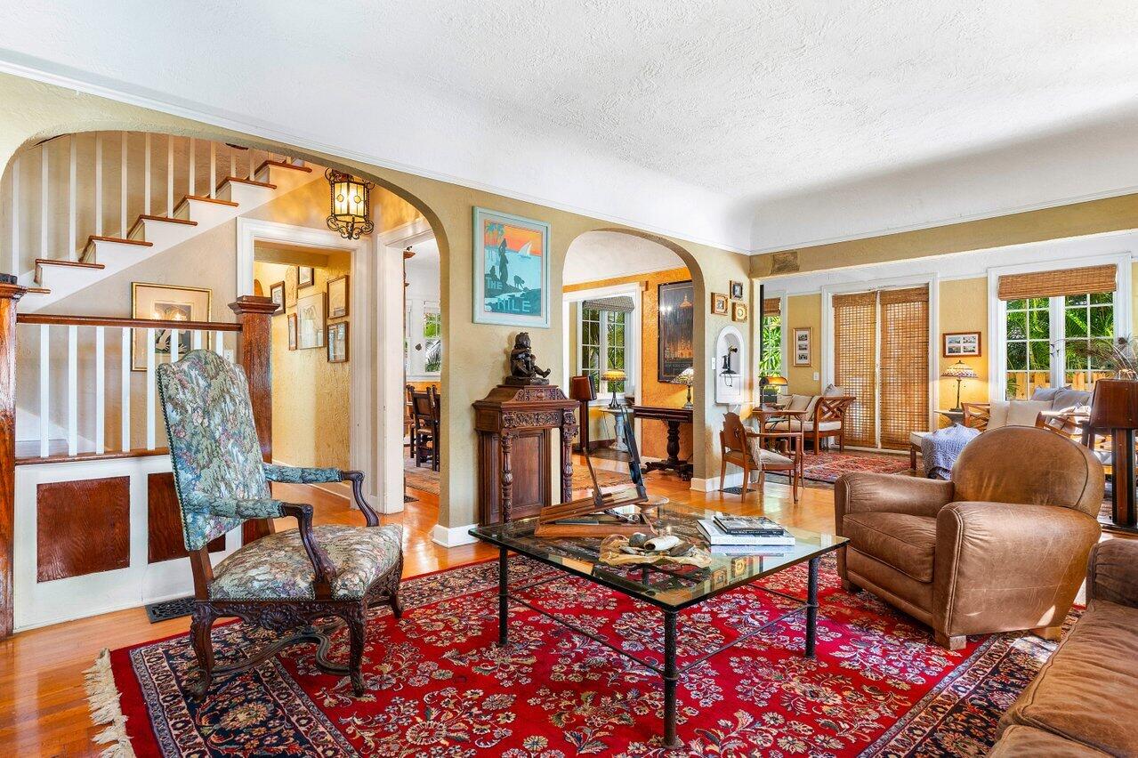 739 Sunset Road West Palm Beach, FL 33401 - Photo 6 of 57 011-739SunsetRoad-WestPalmBeach-FL-33401