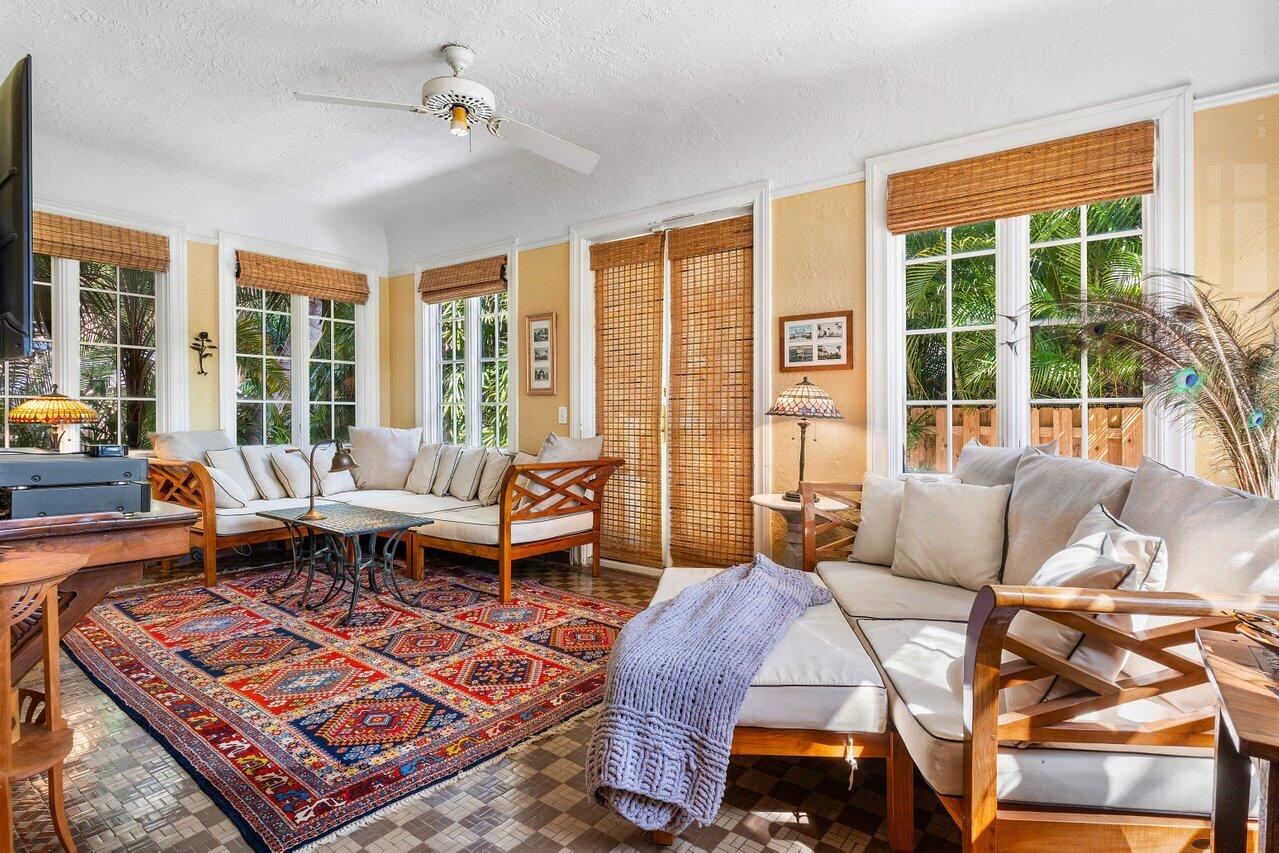 739 Sunset Road West Palm Beach, FL 33401 - Photo 8 of 57 014-739SunsetRoad-WestPalmBeach-FL-33401