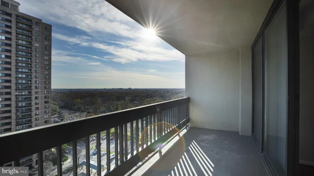 $1,975 | 5505 Seminary Road, Unit 1418N, Falls Church, VA 22041