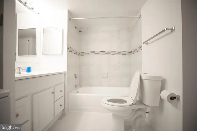 $1,975 | 5505 Seminary Road, Unit 1418N, Falls Church, VA 22041