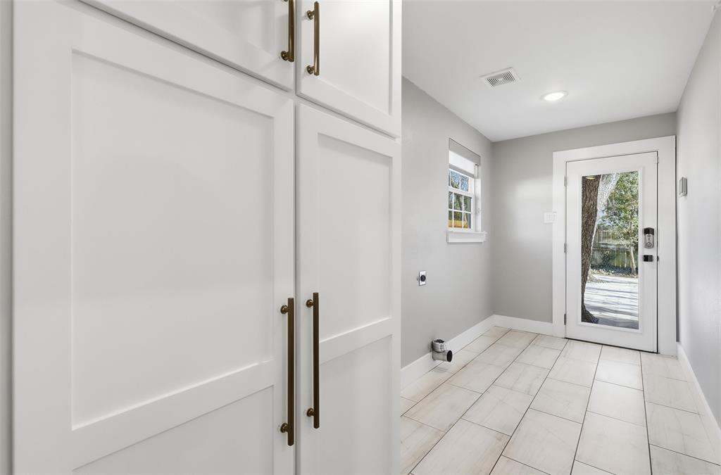 107 Sunset Drive Cleburne, TX 76033 - Photo 25 of 35