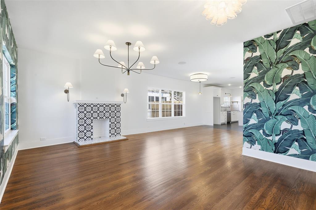 107 Sunset Drive Cleburne, TX 76033 - Photo 8 of 35