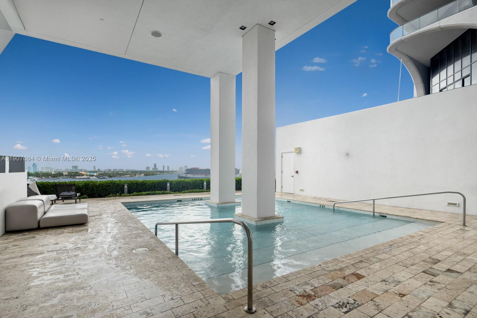1040 Biscayne Boulevard, Unit 2908 Miami, FL 33132 - Photo 14 of 14 a view of an outdoor space