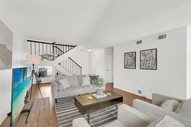 $500,000 | 7165 South Vine Circle West, Centennial, CO 80122