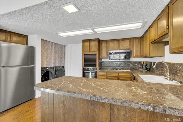 $490,000 | 7165 South Vine Circle West, Centennial, CO 80122