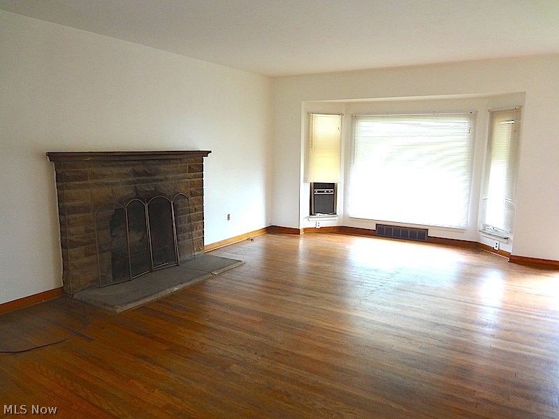 13015 Hathaway Road Garfield Heights, OH 44125 - Photo 8 of 20