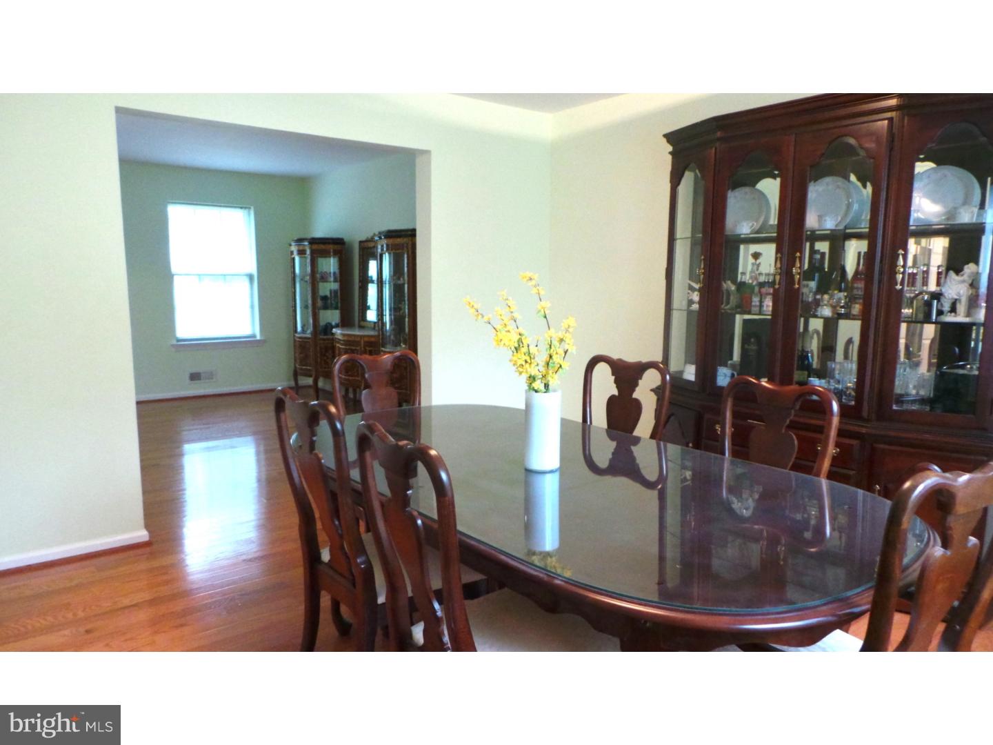 3655 Reiniger Road Hatboro, PA 19040 - Photo 6 of 16 Dining Room