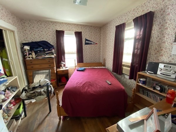 8-10 Hamblin Road Waltham, MA 02453 - Photo 11 of 30