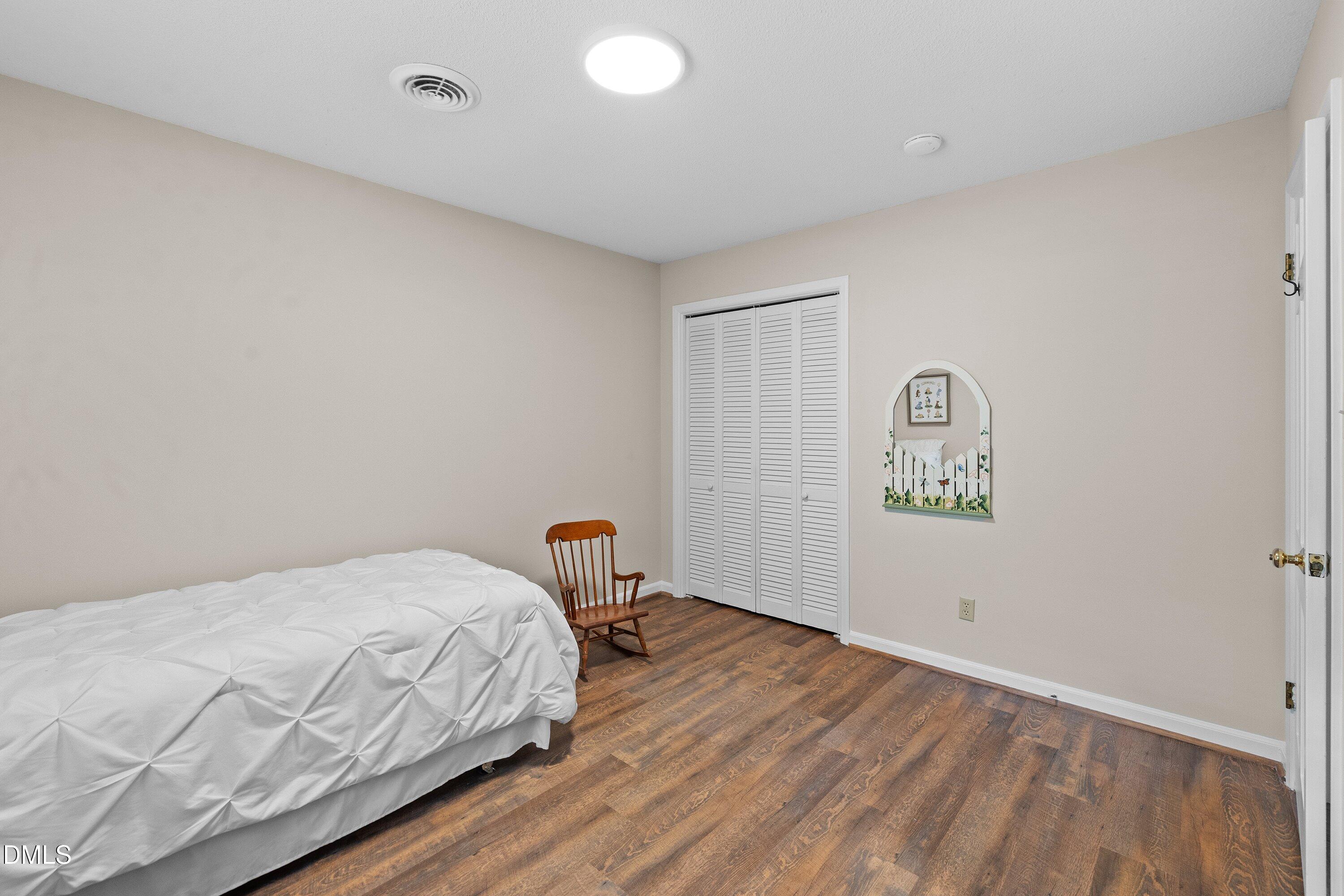 911 Emory Lane Raleigh, NC 27609 - Photo 37 of 55 41-911 Emory Ln_2070