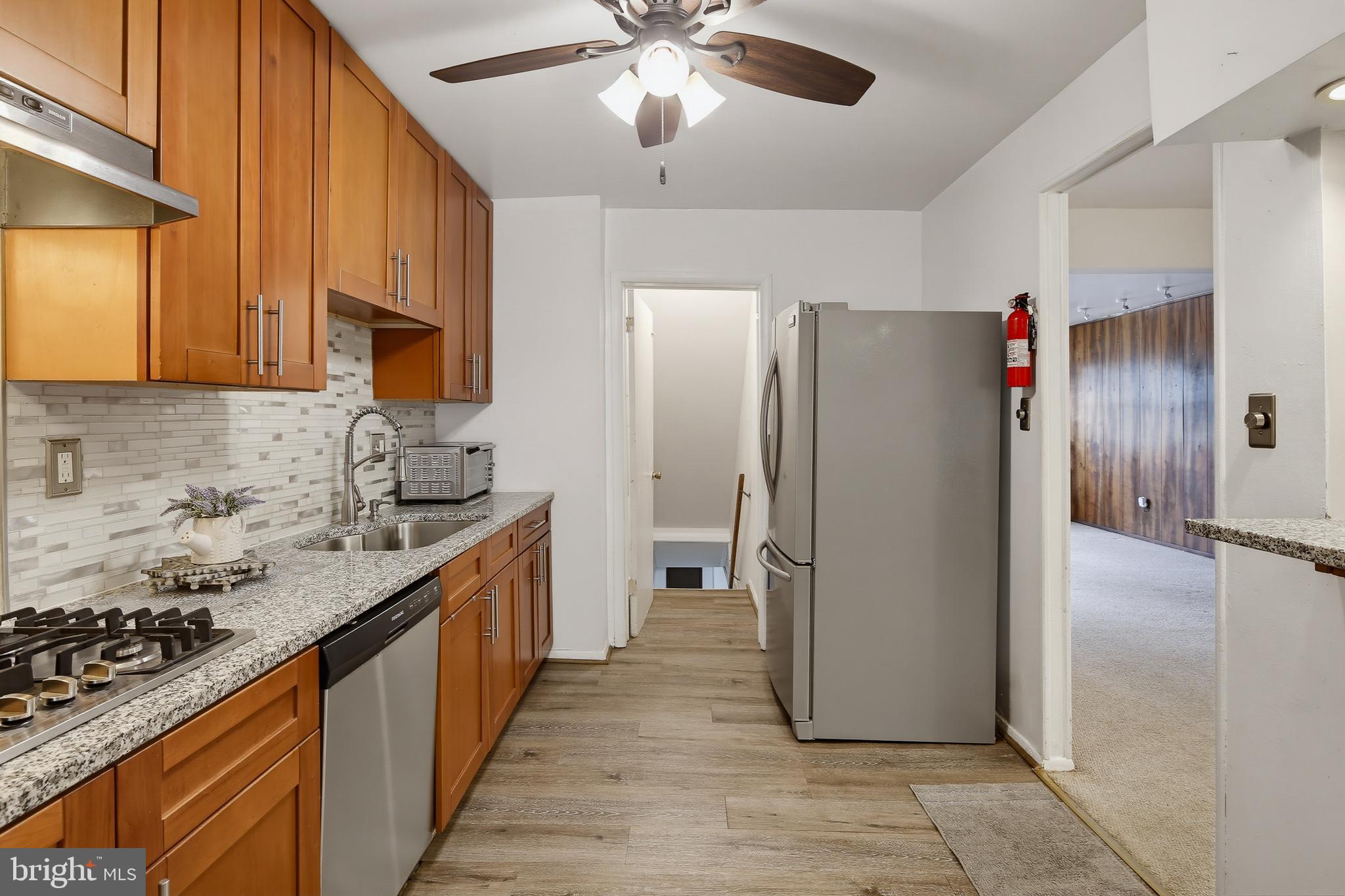 5655 Utrecht Road Baltimore, MD 21206 - Photo 5 of 36 Updated kitchen with new refrigerator