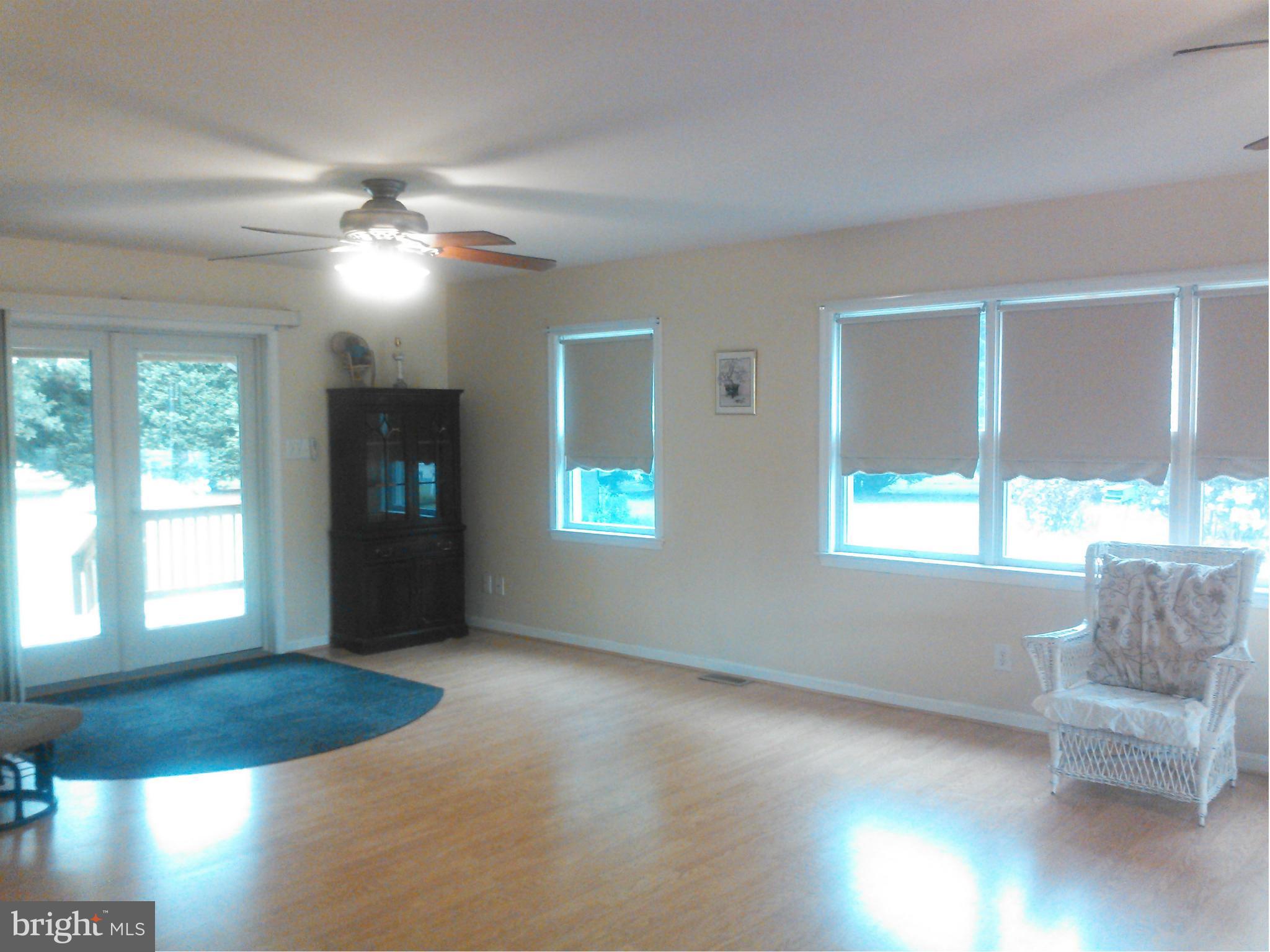 35974 Roosevelt Boulevard Chaptico, MD 20621 - Photo 2 of 24 Living Room