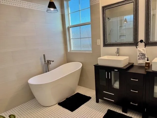 $4,500 | 3321 Charles Court, Chalmette, LA 70043