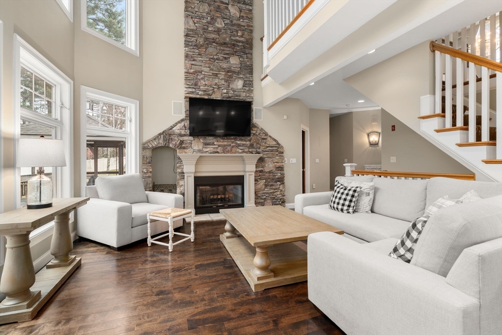 7 Pettees Pond Lane Walpole, MA 02081 - Photo 12 of 40
