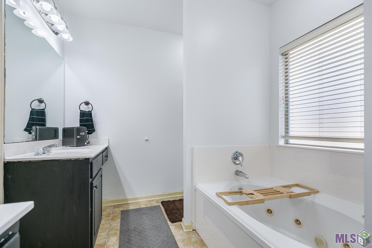 3308 Northlake Avenue Baton Rouge, LA 70810 - Photo 7 of 11