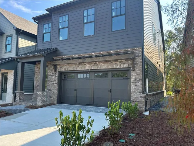 $957,096 | 3932 Calm Court, Chamblee, GA 30341