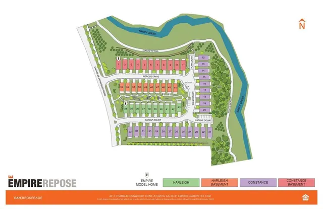 a view of residential houses with city street